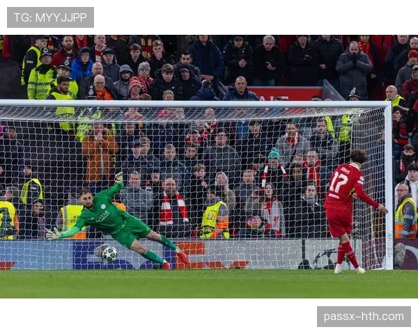 守门员扑点球规则拆解：站位和提前移动如何判罚？